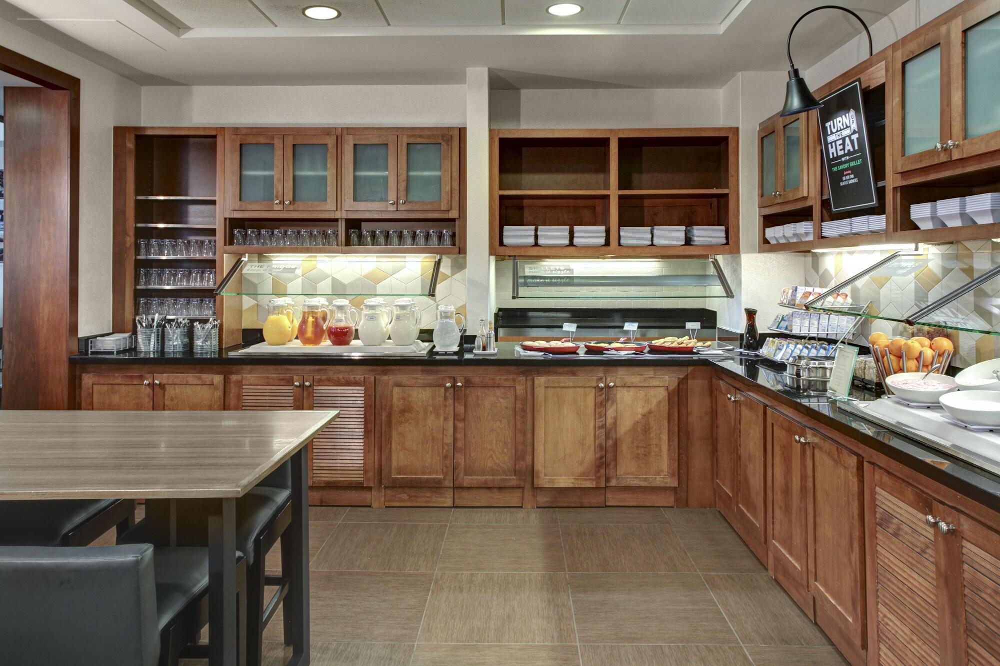 Hyatt Place Fort Worth-Alliance Town Center Buitenkant foto